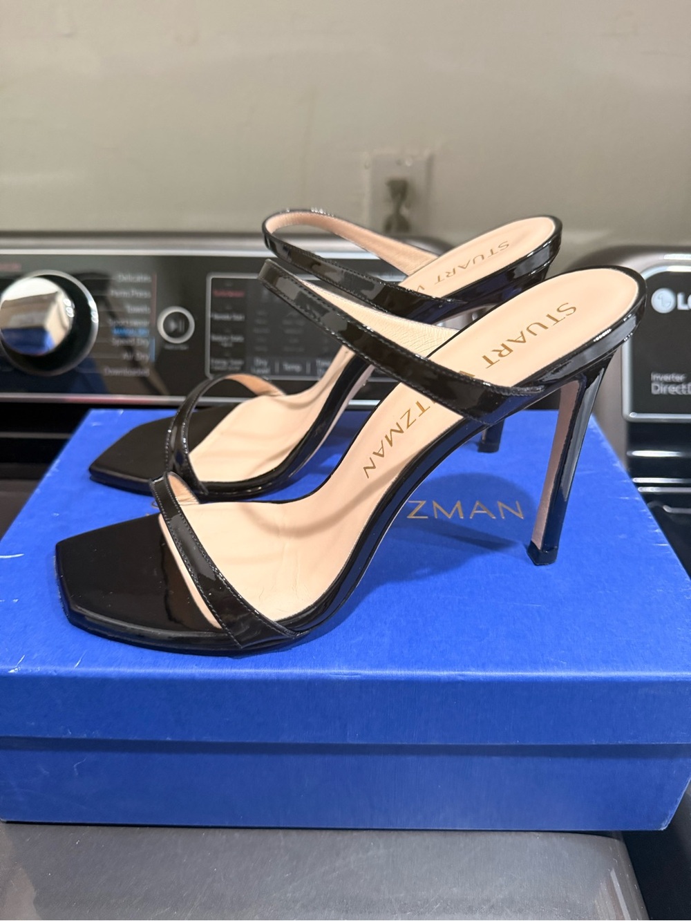 Stuart Weitzman sandal heel